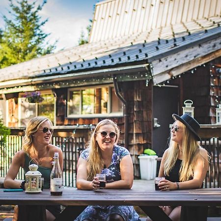 Ubc Whistler Lodge Уистлер Экстерьер фото