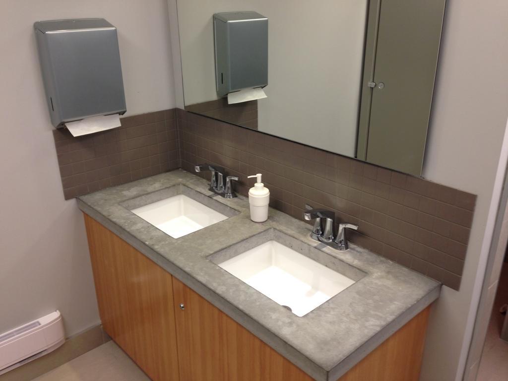 Ubc Whistler Lodge Уистлер Номер фото