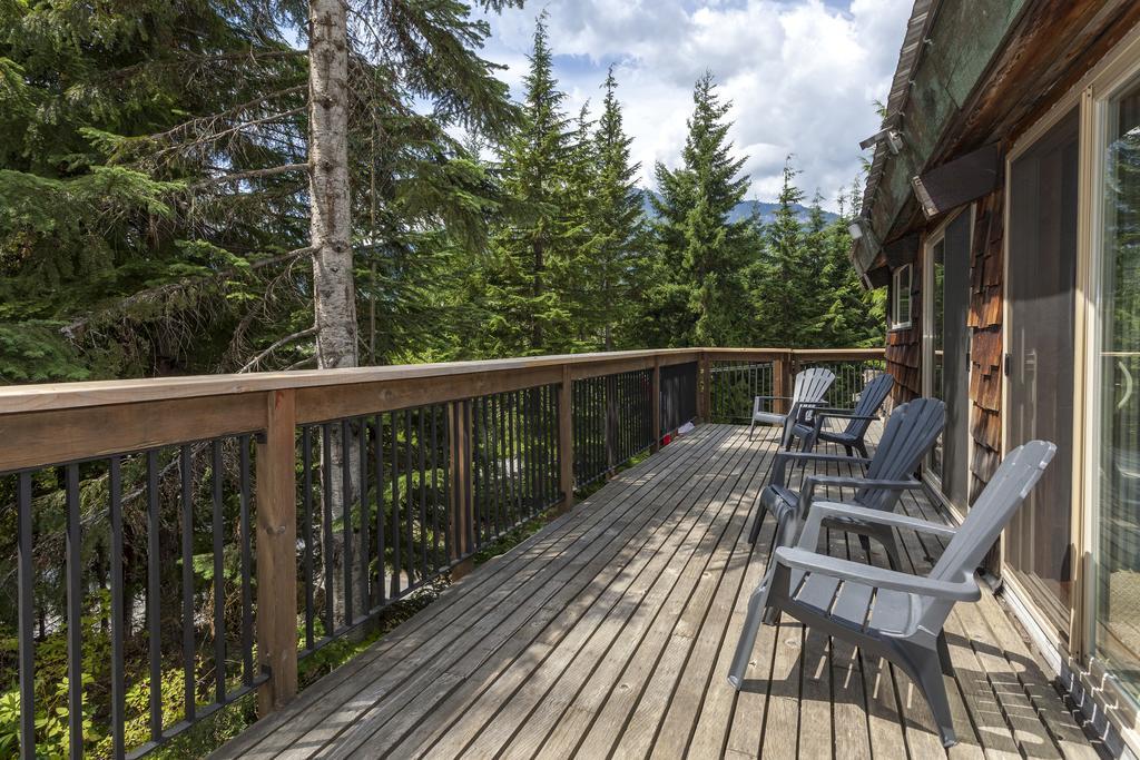 Ubc Whistler Lodge Уистлер Экстерьер фото