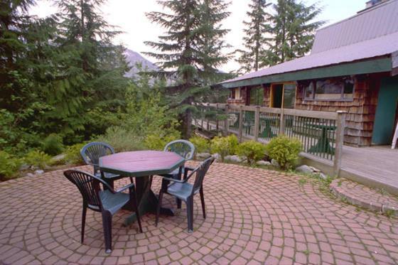 Ubc Whistler Lodge Уистлер Экстерьер фото
