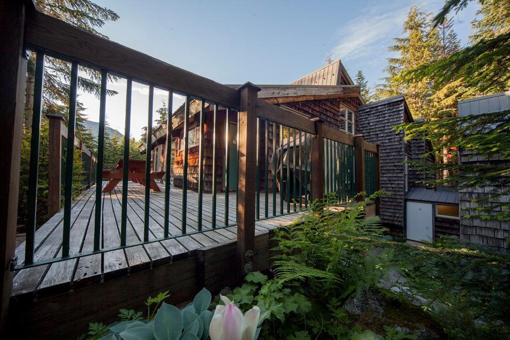 Ubc Whistler Lodge Уистлер Экстерьер фото